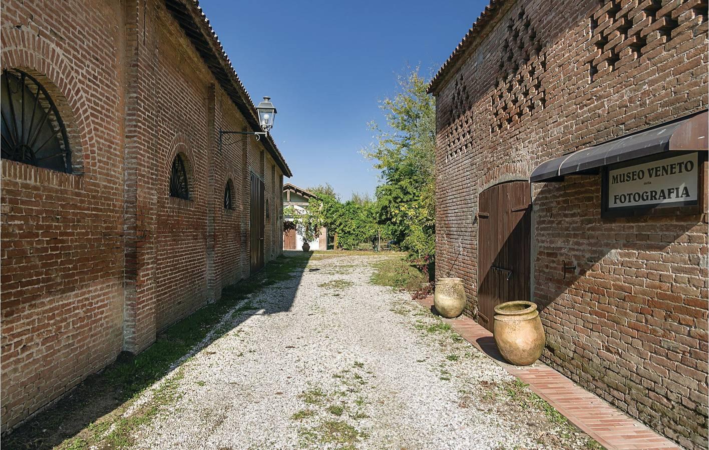 Appartement aan het zwembad met AC & Parkeerplaats, 1.5km in Pontecchio Polesine, Polesine, Italië voor 5 personen foto 21