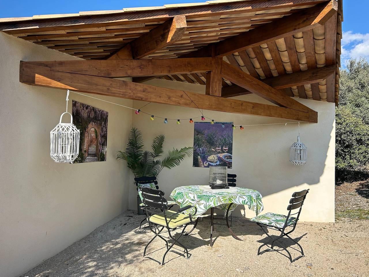 Charmante villa met zwembad in Villes-sur-Auzon, Parc naturel régional du Mont-Ventoux, Frankrijk voor 8 personen foto 20