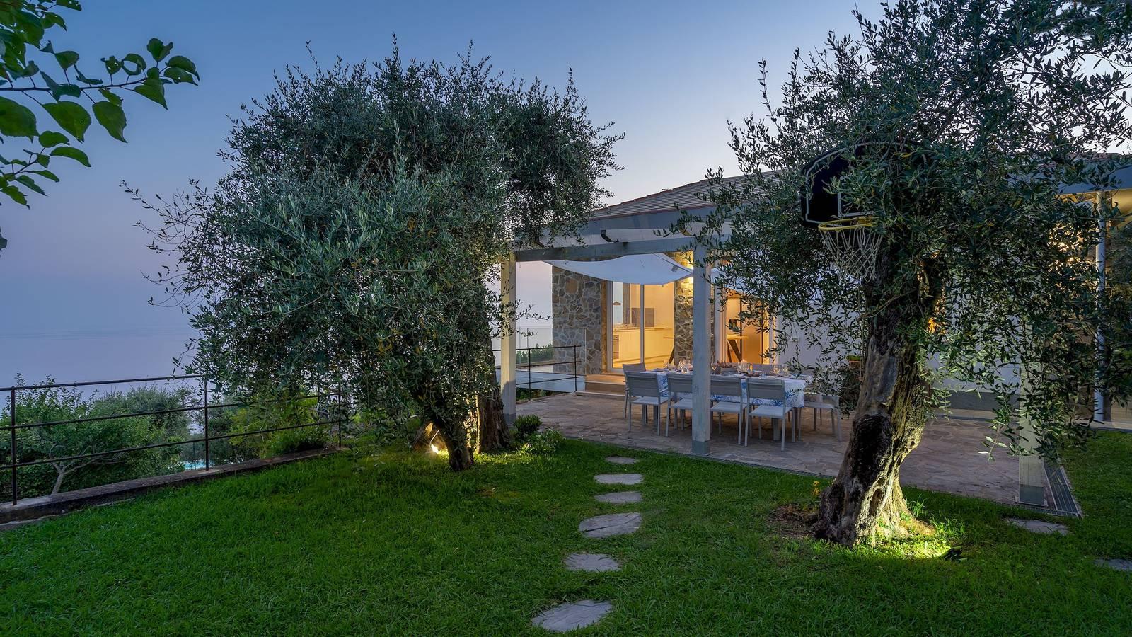 Villa Scirocco 10+2, Emma Villas in Pieve Ligure, Ligurische Kust, Italië voor 12 personen foto 23