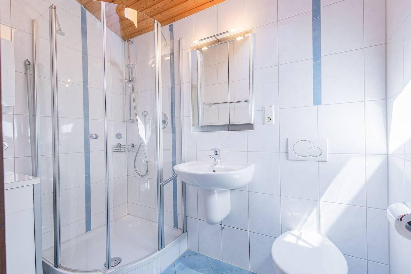 Vakantiehuis met terras en 2 slaapkamers in Immenstaad am Bodensee, Duitsland voor 4 personen foto 24