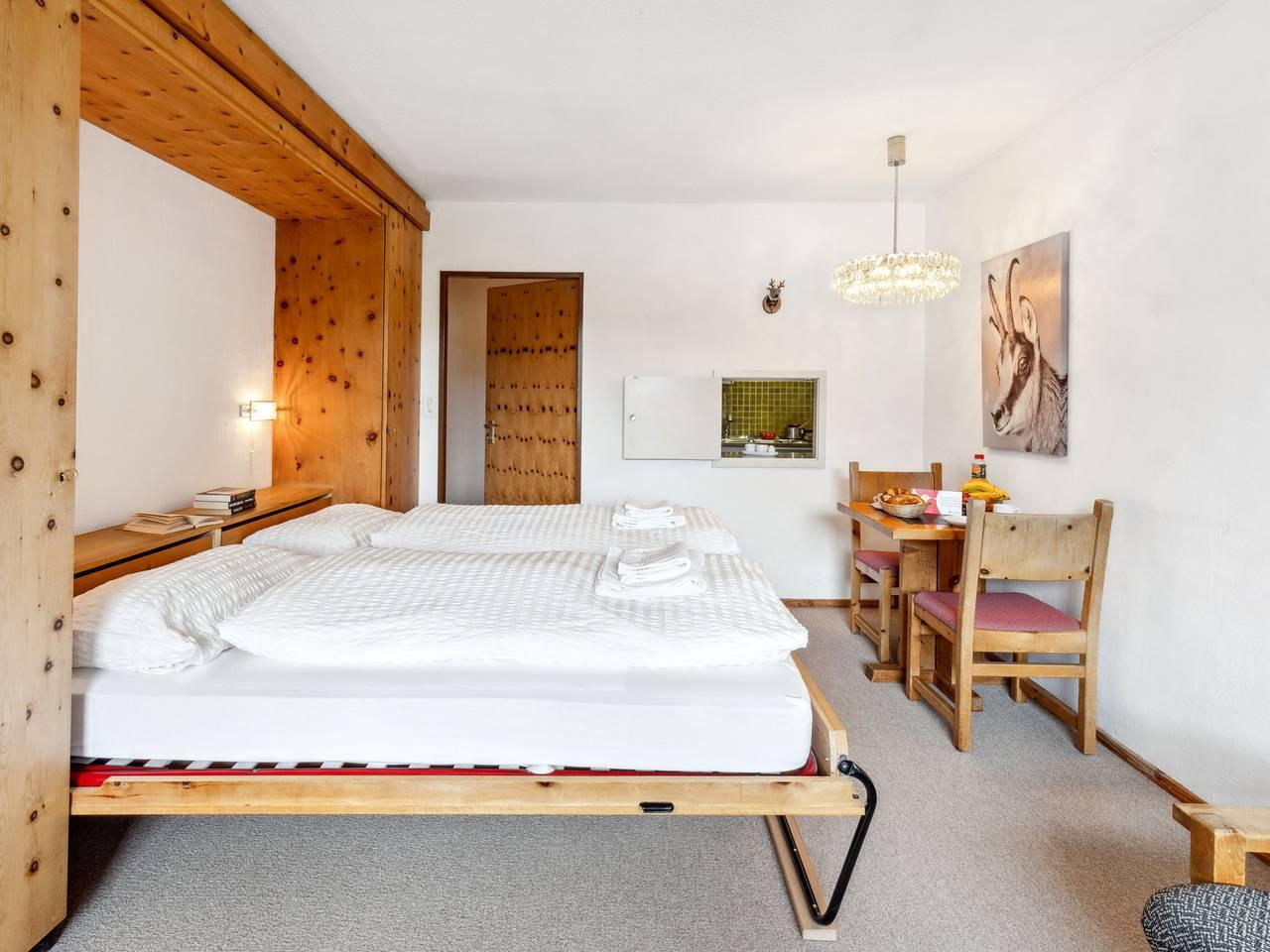 Vakantieappartement met sauna en binnenzwembad in Flüelapass, Davos, Zwitserland voor 2 personen foto 9