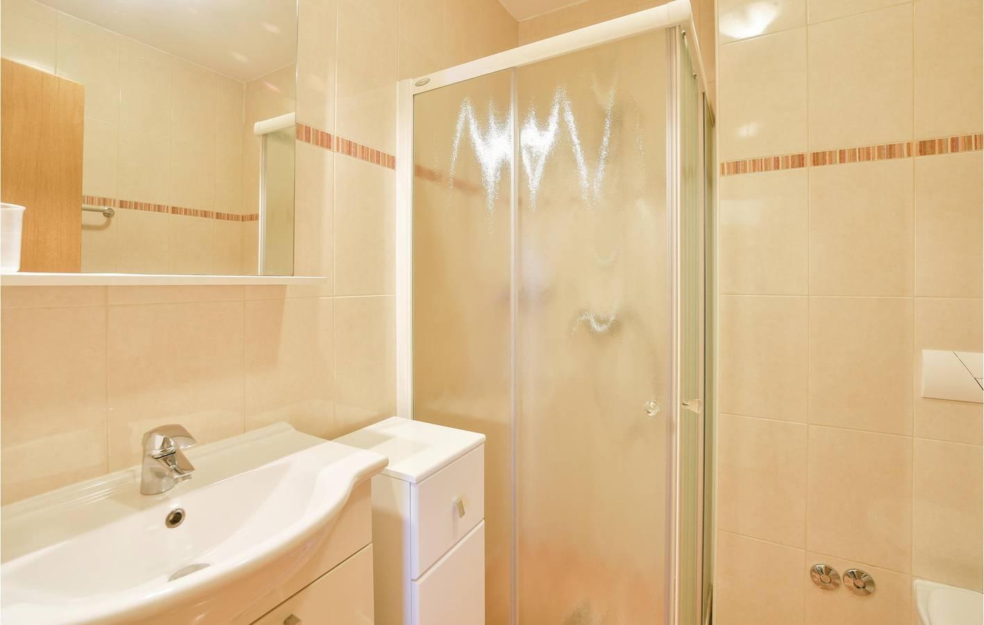Charmant appartement vlakbij het strand met wifi, airconditioning en terras in Celine, Kroatië voor 2 personen foto 20