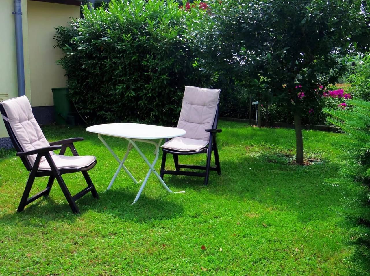 Vakantiewoning 'Im Blumengarten' met wifi, terras & tuin in Schmargendorf, Angermünde, Duitsland voor 5 personen foto 25