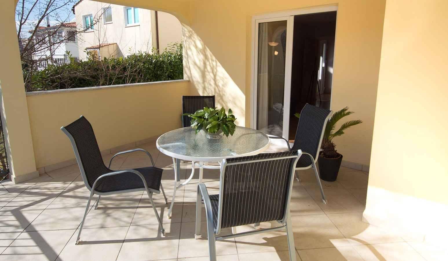 Vakantiewoning met airco en 45 m², 1 slaapkamer en sauna in Njivice, Krk, Kroatië voor 4 personen foto 22