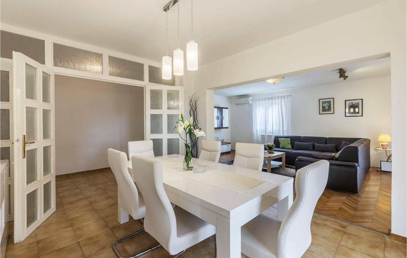 Charmant appartement met 1 slaapkamer, zwembad en terras, vlak in Presika, Oostkust Istrië, Kroatië voor 8 personen foto 21