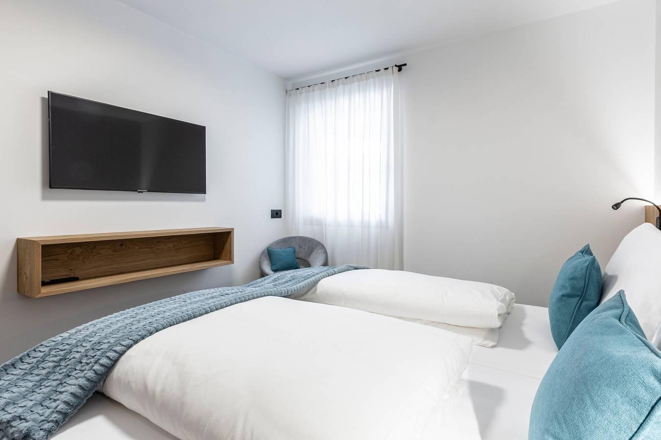 Moderne vakantiewoning 'Ravison' met bergzicht, tuin en wifi in Ortisei, Dolomiti Superski, Italië voor 8 personen foto 20