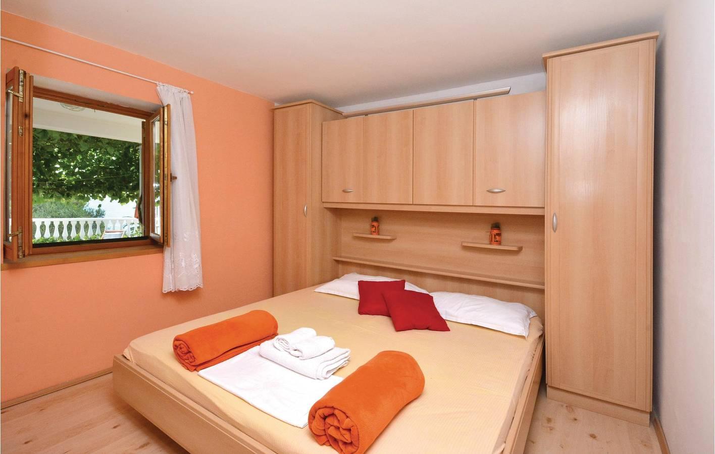 Appartement aan zee met zwembad, terras en wifi – op 800 meter in Okrug Gornji, Čiovo, Kroatië voor 6 personen foto 19