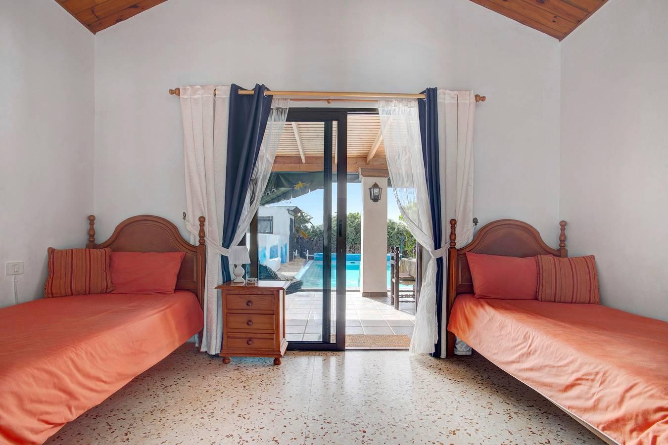 Casa Albryna: Afgelegen villa op Lanzarote met verwarmd zwembad in Tahiche, Teguise, Spanje voor 6 personen foto 24