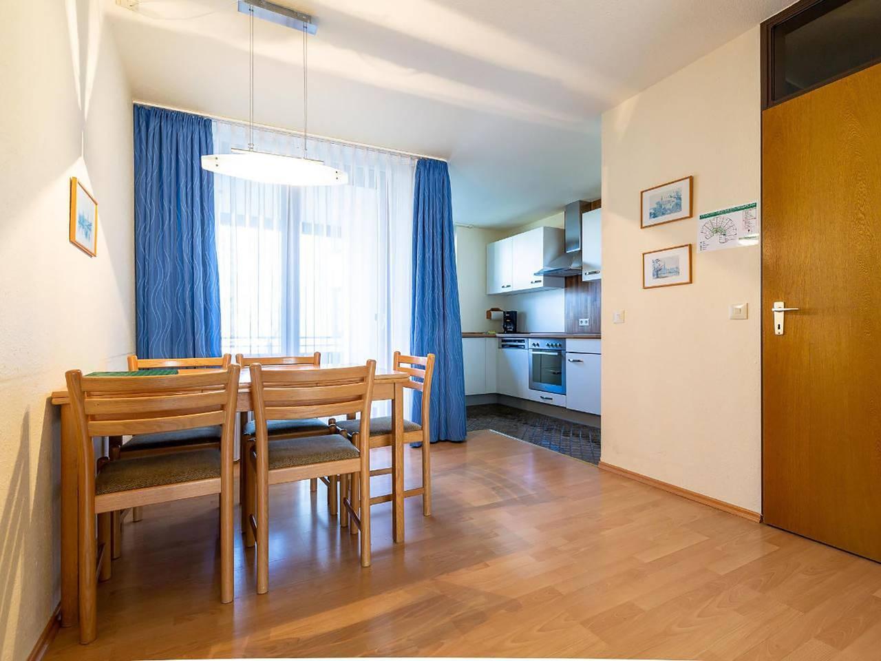 Ferienwohnpark Immenstaad in Immenstaad am Bodensee, Duitsland voor 4 personen foto 11