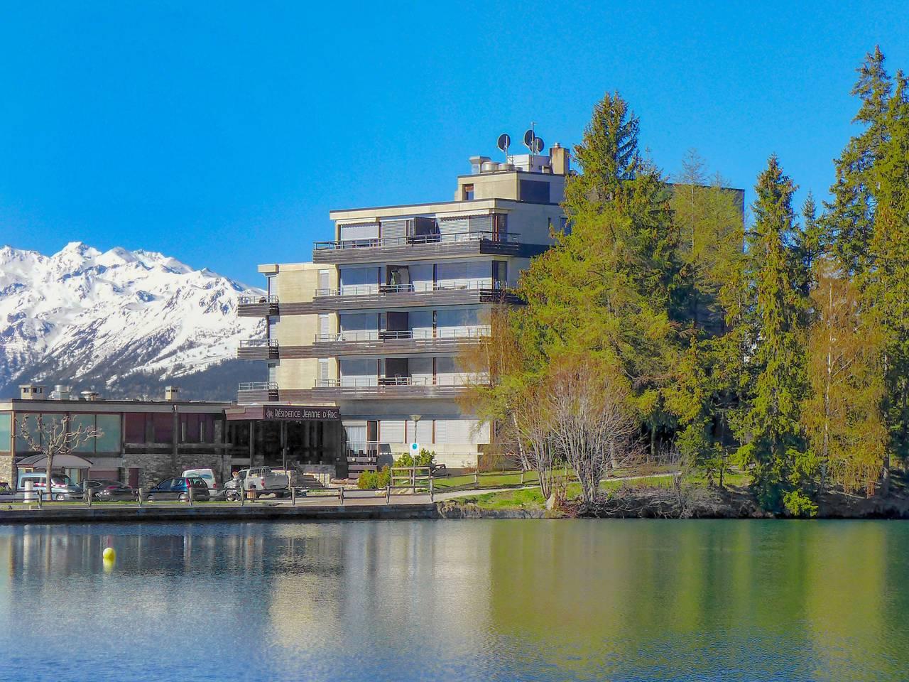Vakantieappartement met sauna en binnenzwembad en 1 slaapkamer en balkon in Crans-Montana, Zwitserland voor 2 personen foto 6