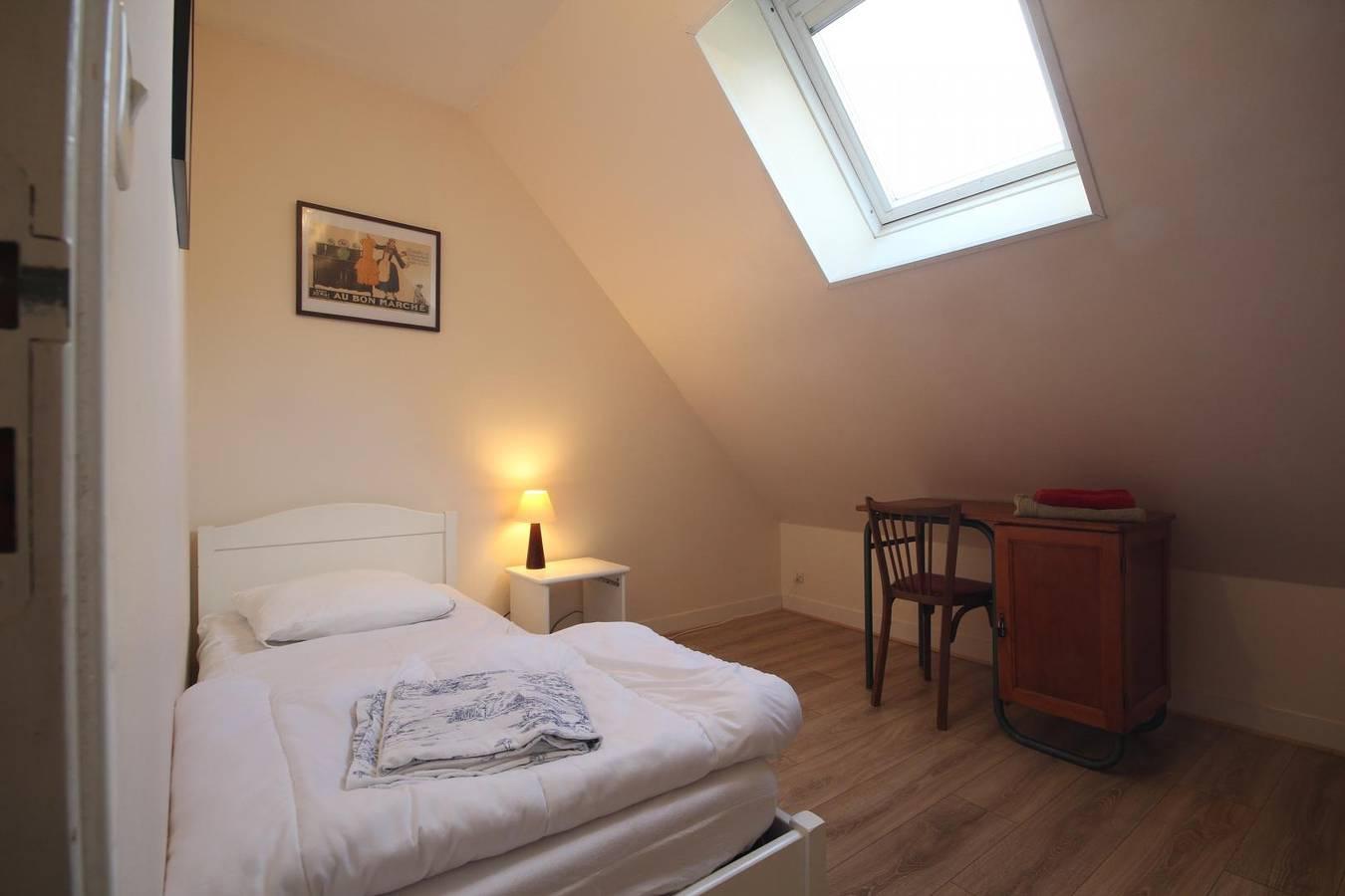 Gîtes de France® - Le Logis des Aoûtés in Hautot-l'Auvray, Frankrijk voor 12 personen foto 19
