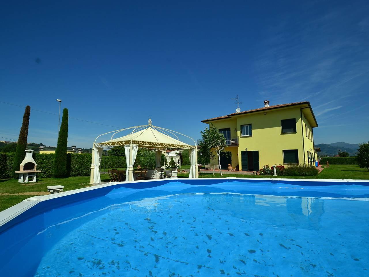 Vakantiehuis in Provincie Lucca, Italië voor 10 personen foto 8