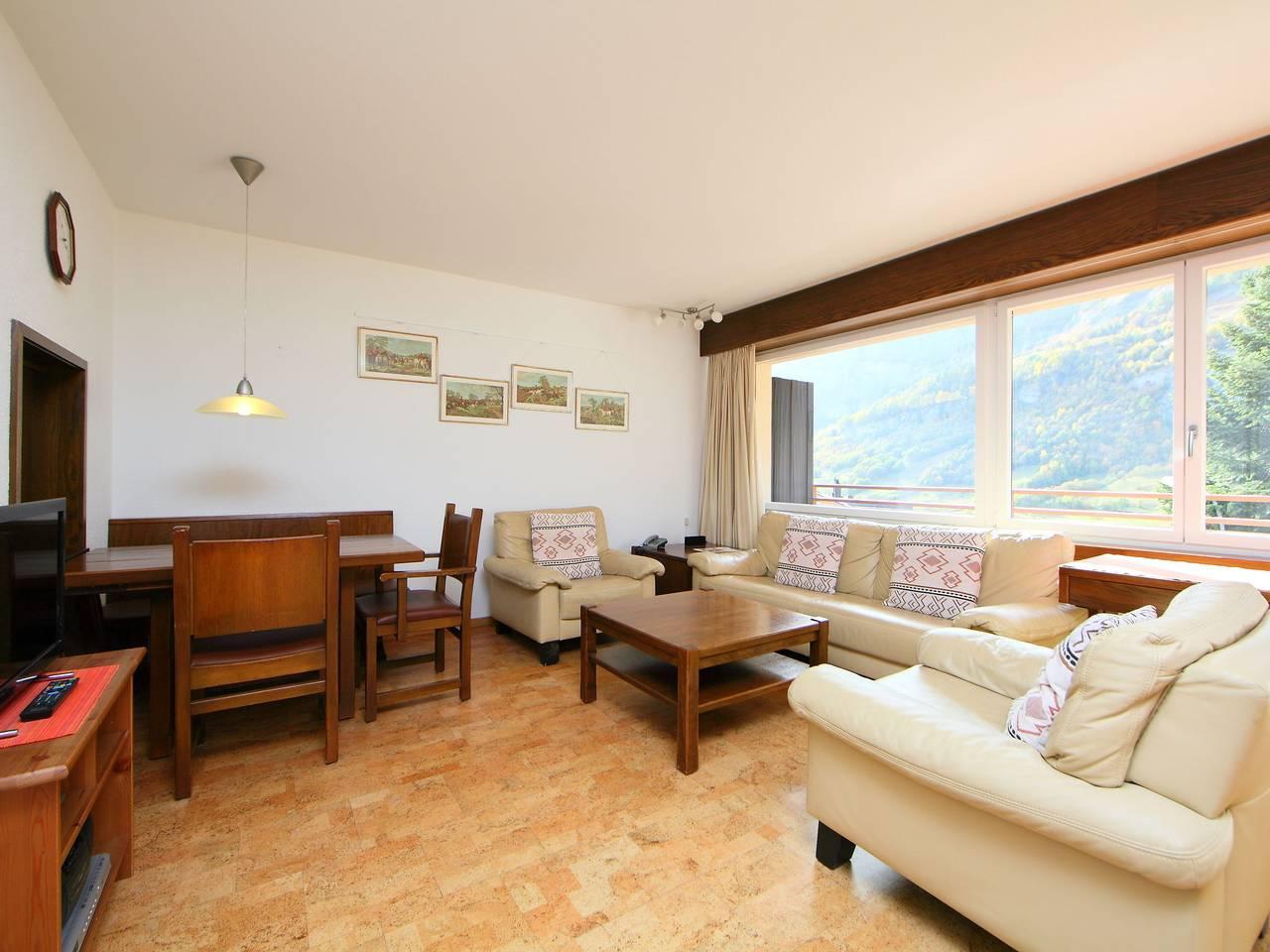 Vakantieappartement met 1 slaapkamer en balkon in Leukerbad, Wallis, Zwitserland voor 4 personen foto 4