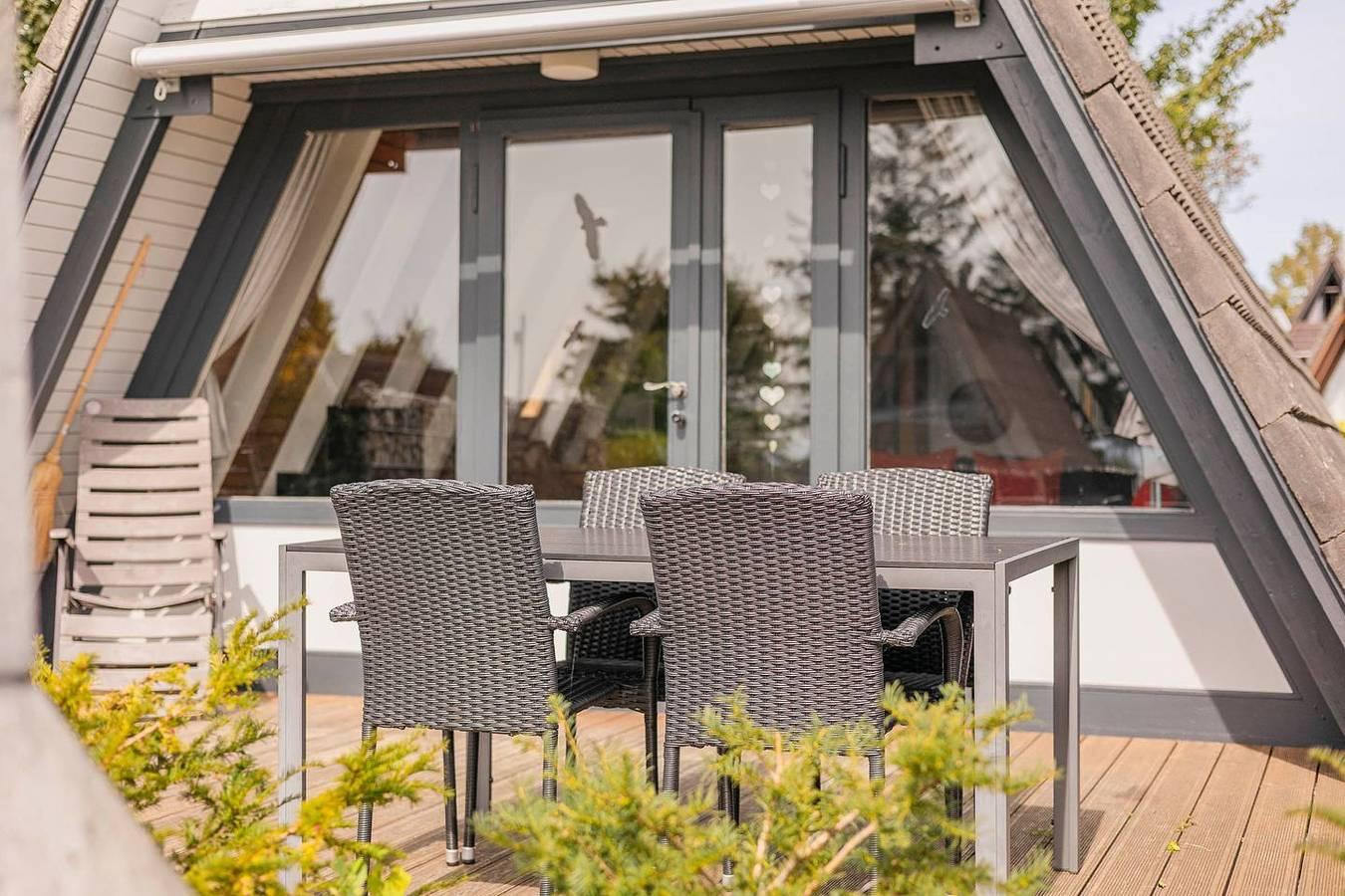 Vakantiehuis met terras en 2 slaapkamers in Immenstaad am Bodensee, Duitsland voor 4 personen foto 19