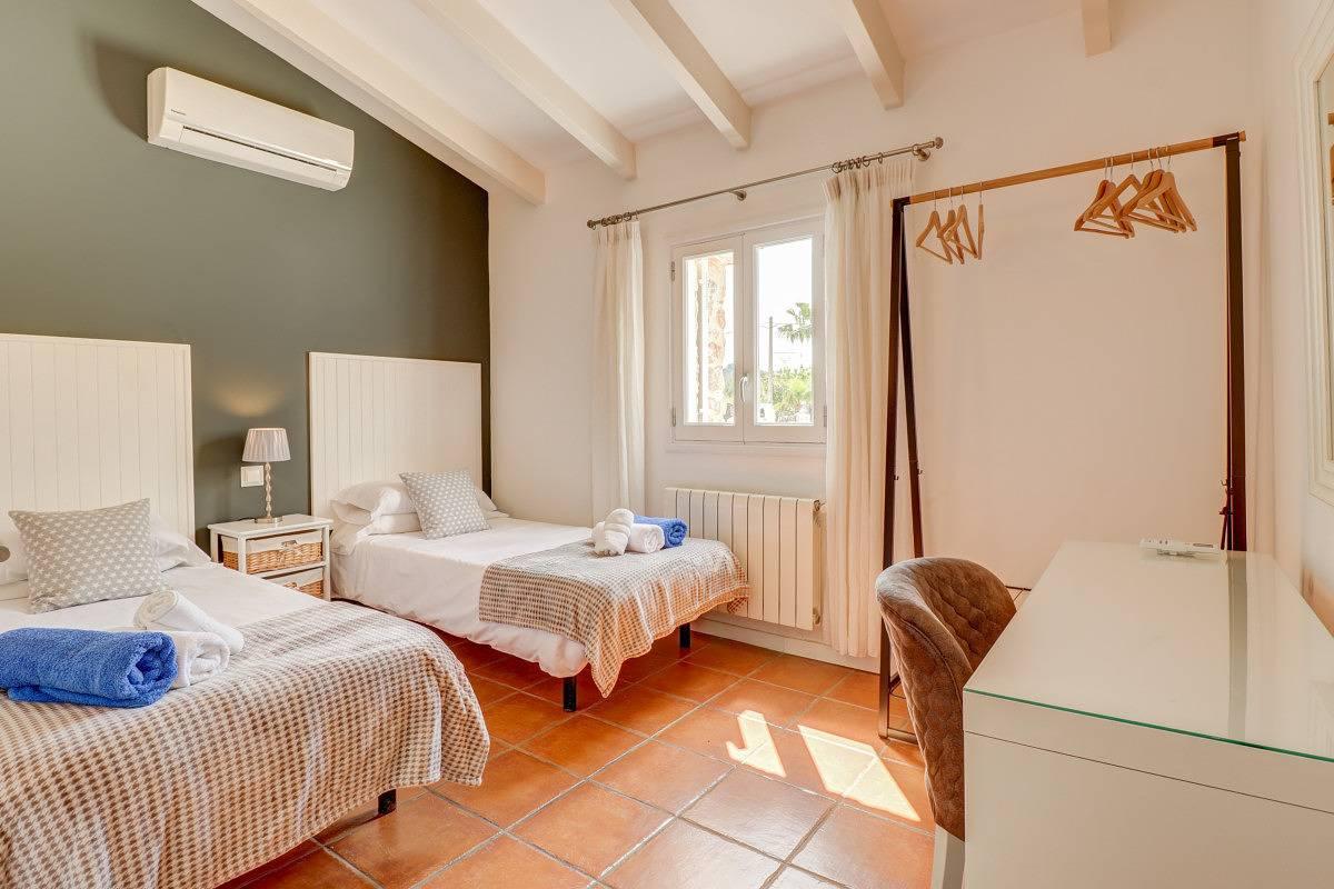 Can Colomart in Vall de Colonya, Pollença, Spanje voor 10 personen foto 21