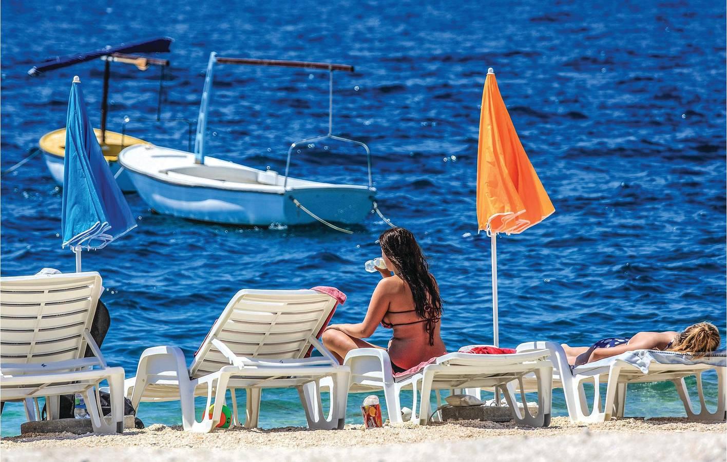 Appartement aan zee met zwembad, terras en wifi – op 800 meter in Okrug Gornji, Čiovo, Kroatië voor 6 personen foto 21