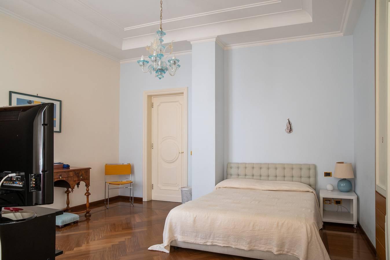 Villa 'Palazzo Paladini' in het stadscentrum met zwembad en Wi-Fi in Lecce, Provincie Lecce, Italië voor 8 personen foto 20