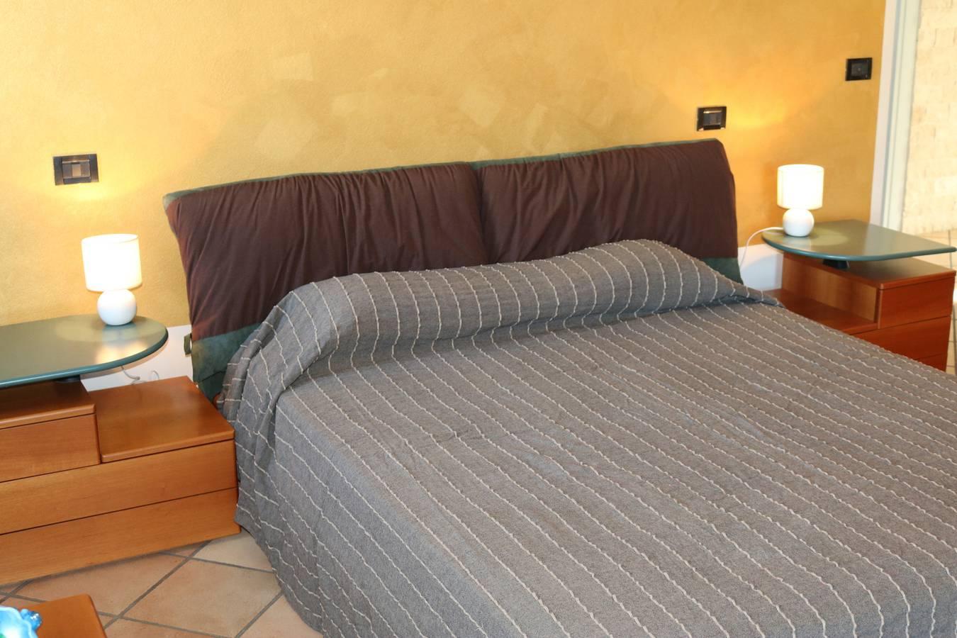 Vakantiewoning met een grote tuin in Lazise, Garda Bergen, Italië voor 5 personen foto 23