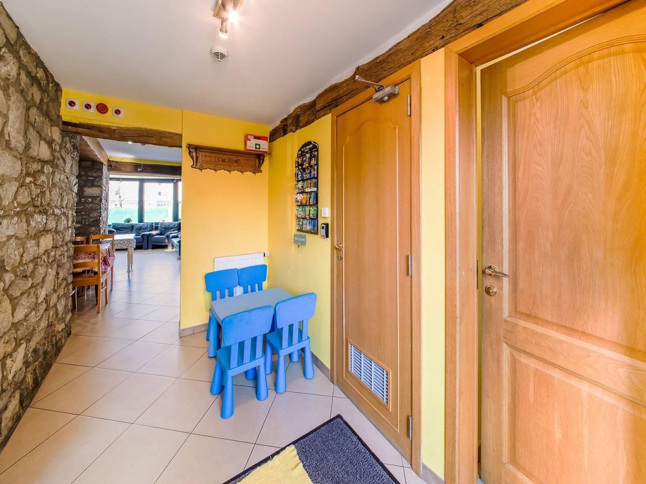 Huisje Han-sur-Lesse in Han-sur-Lesse, Rochefort (Wallonië), België voor 15 personen foto 19