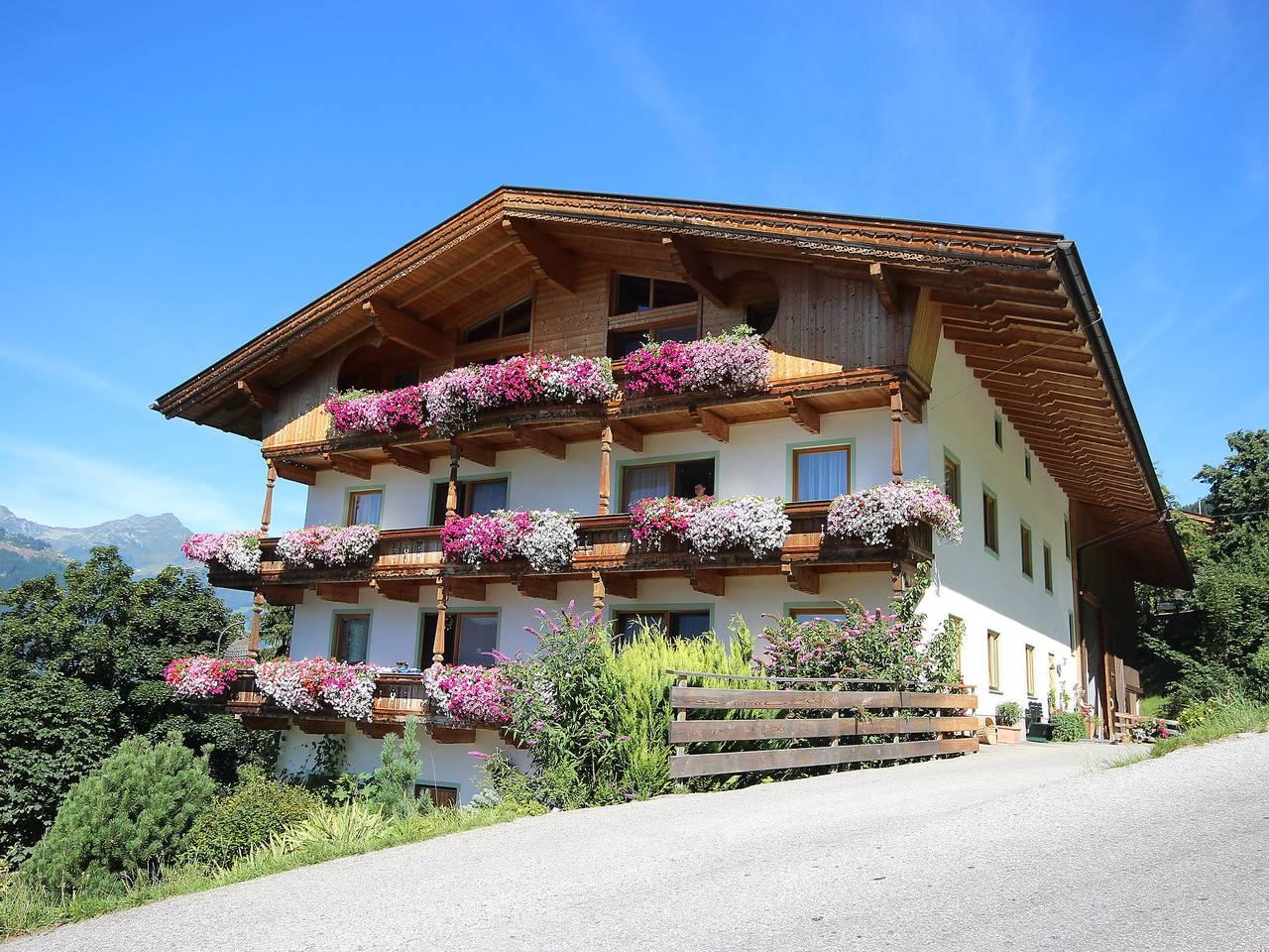 Vakantieappartement in Zillertal, Oostenrijk voor 12 personen foto 2