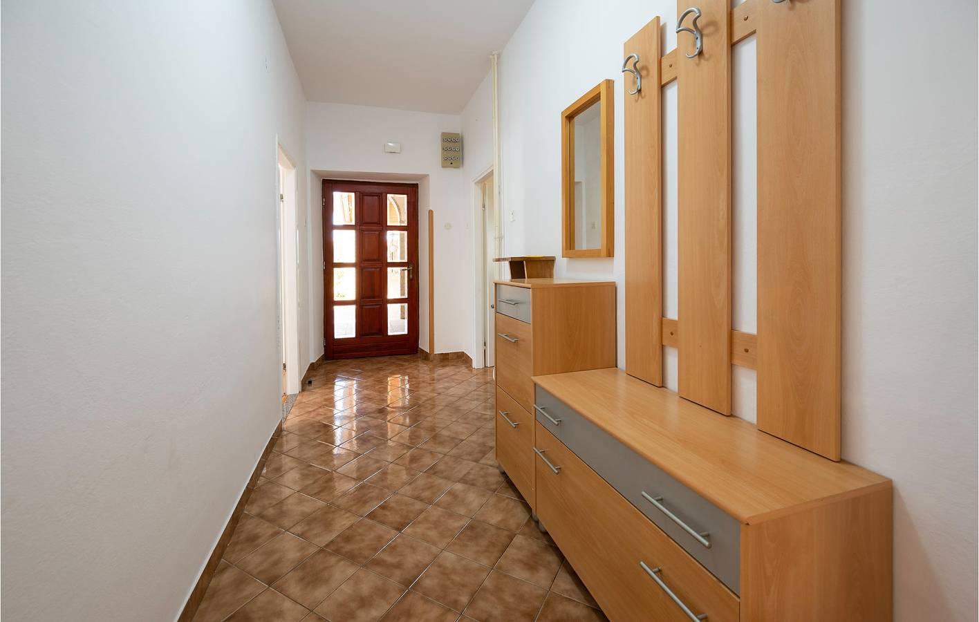 Gezellig appartement met 1 slaapkamer en zwembad, vlak in Barban, Zuidkust Istrië, Kroatië voor 12 personen foto 19