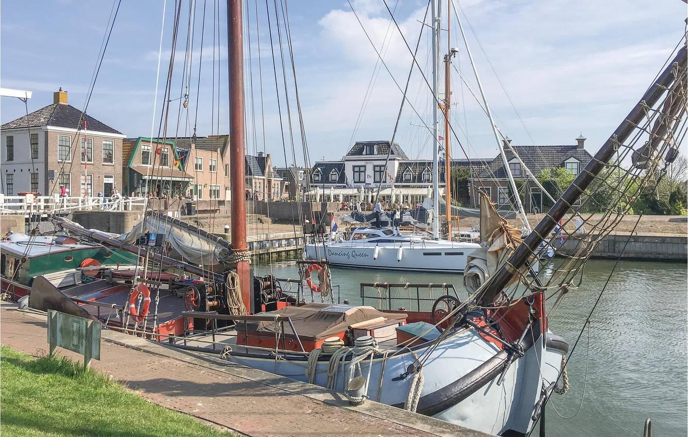 Vakantiehuis met terras in Stavoren, IJsselmeer, Nederland voor 6 personen foto 19