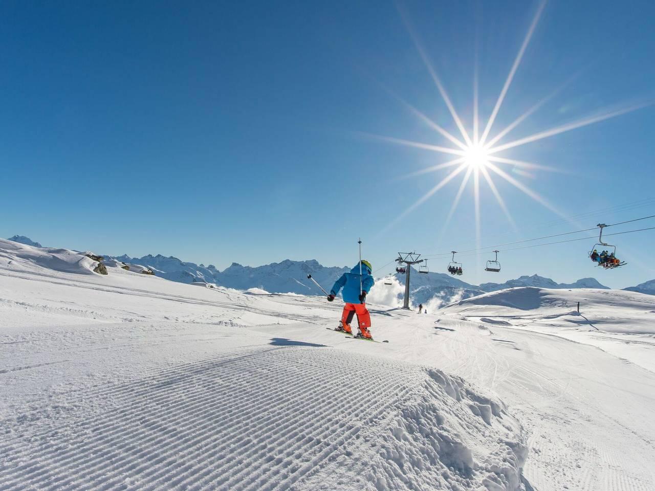 Ernen 300 - Aragon B47 300.5 in Ernen, Aletsch Arena, Zwitserland voor 2 personen foto 23