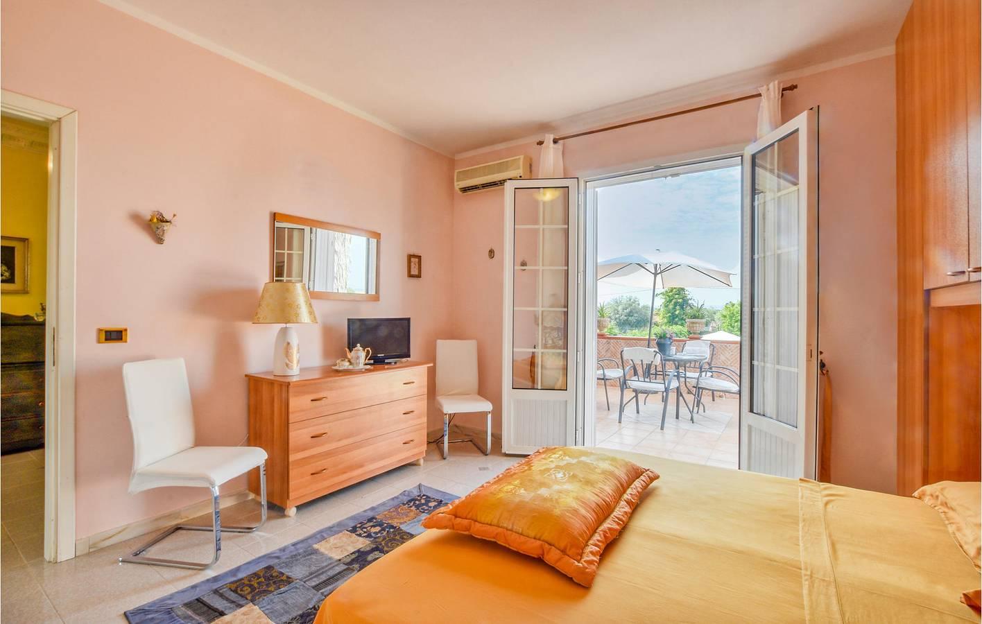 Vakantiehuis met zwembad en airconditioning in Syracuse, Italië voor 6 personen foto 20