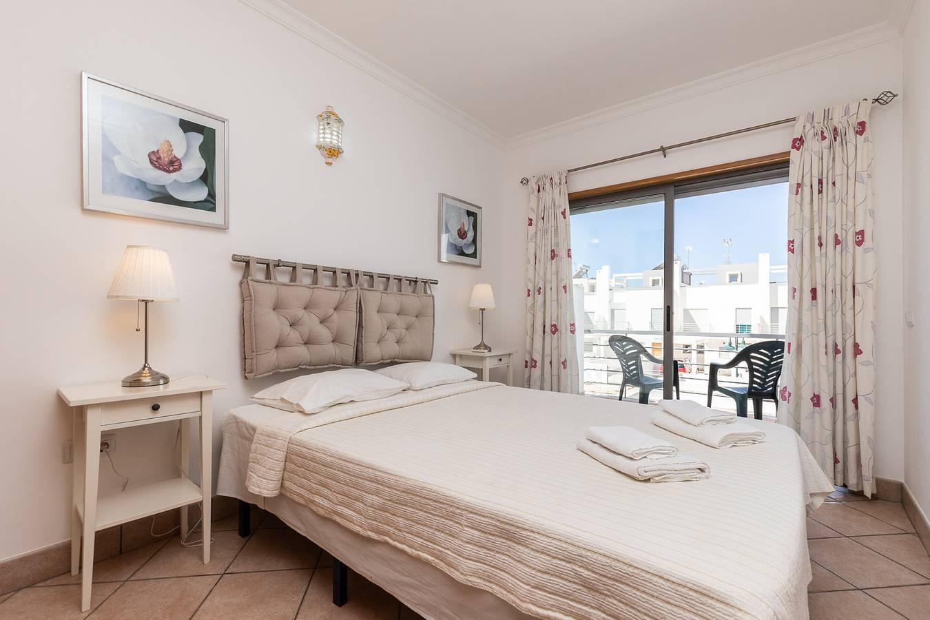 Moradia com 3 quartos a 100m da praia com Pátio by Algarvemanta in Praia da Lota, Manta Rota, Portugal voor 6 personen foto 24