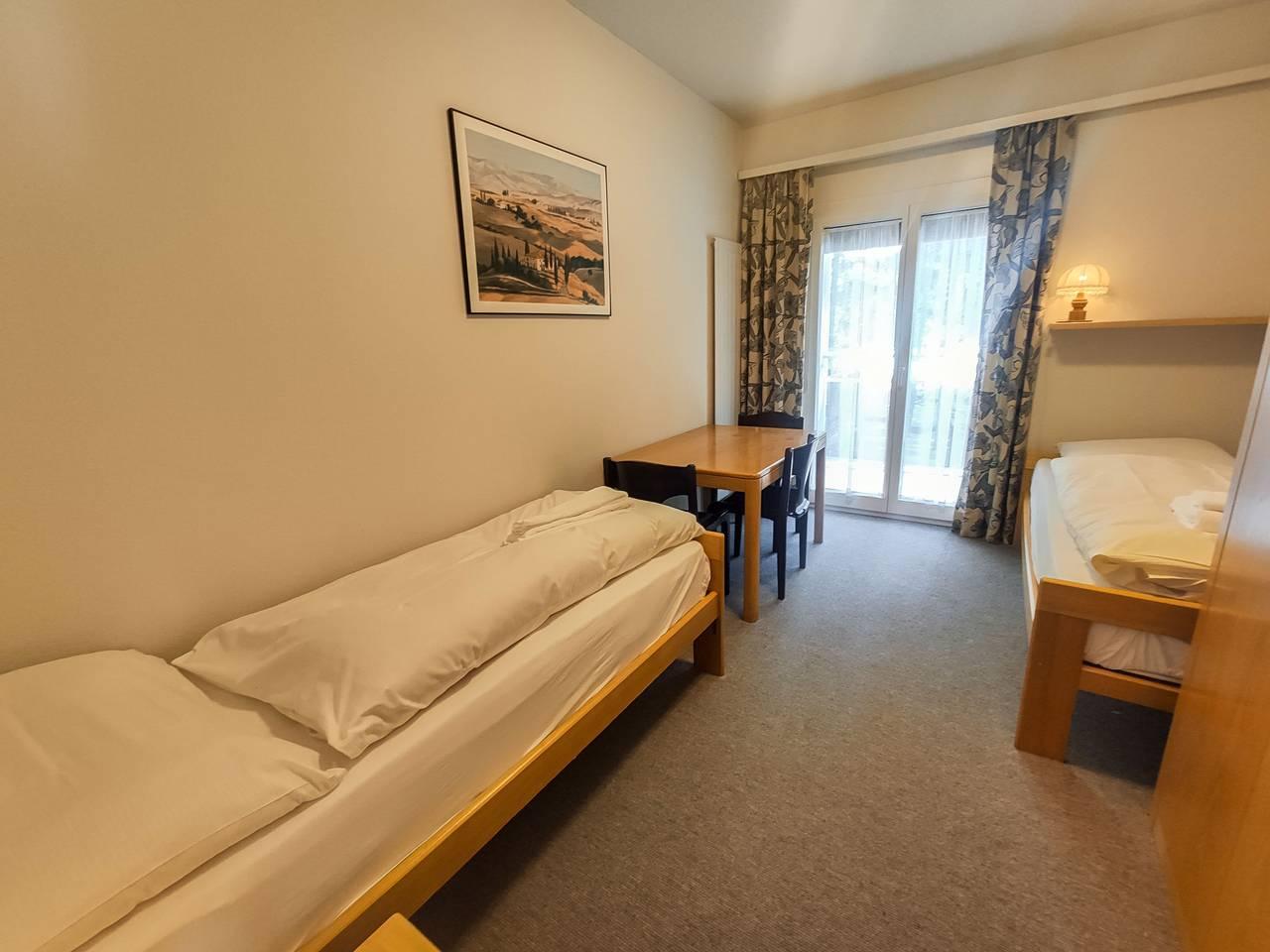 Allod Park Haus C met 2 slaapkamers en binnenzwembad in Davos Platz 1, Davos, Zwitserland voor 5 personen foto 10