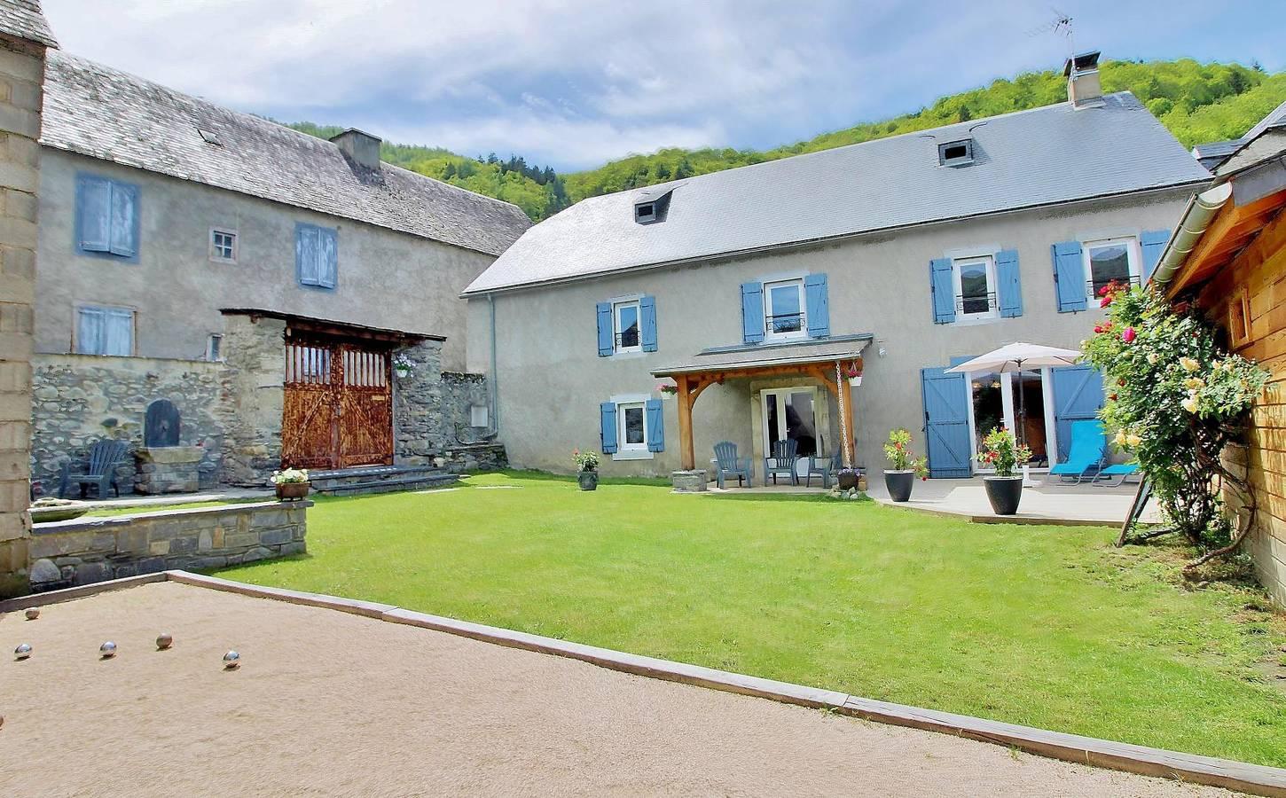 Vakantiehuis in Vignec, Frankrijk voor 10 personen foto 2
