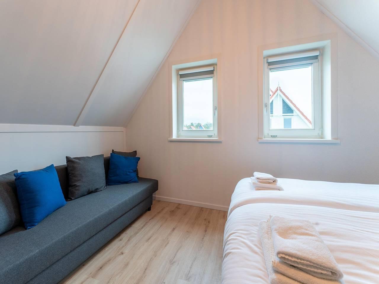 Modern vakantiehuis aan zee met sauna in Scherpenisse, Nederlandse Noordzeekust, Nederland voor 6 personen foto 22