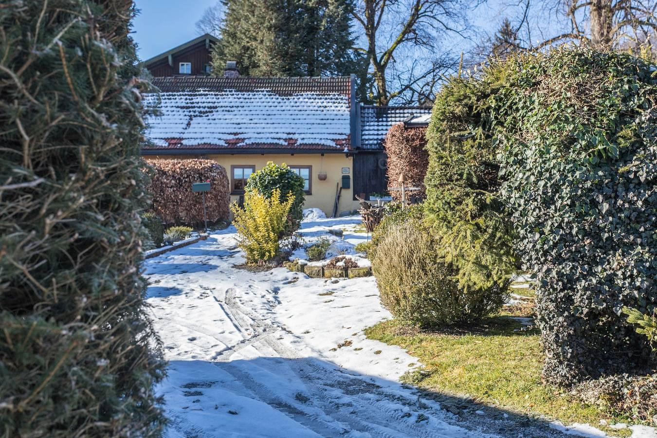 Landhuis 'Uriges Landhäuschen' met privé-tuin, terras en wifi in Siegsdorf, Beierse Alpen, Duitsland voor 4 personen foto 22