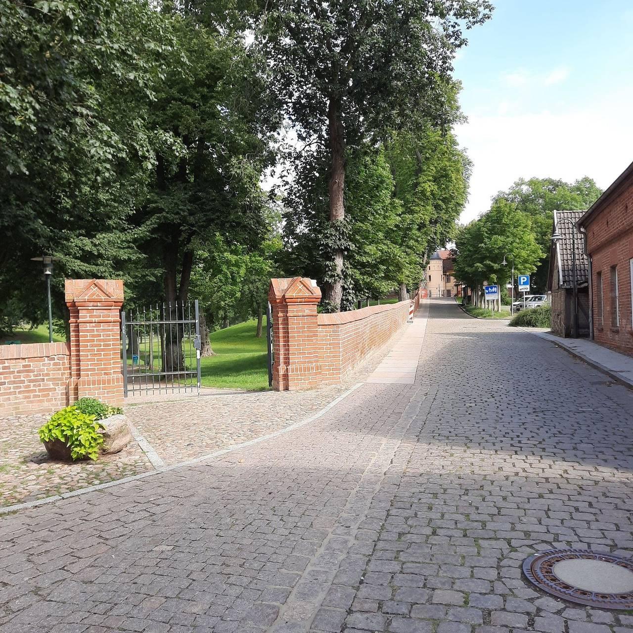 Fewo am Schloss in Stavenhagen, Mecklenburgse meren, Duitsland voor 5 personen foto 20