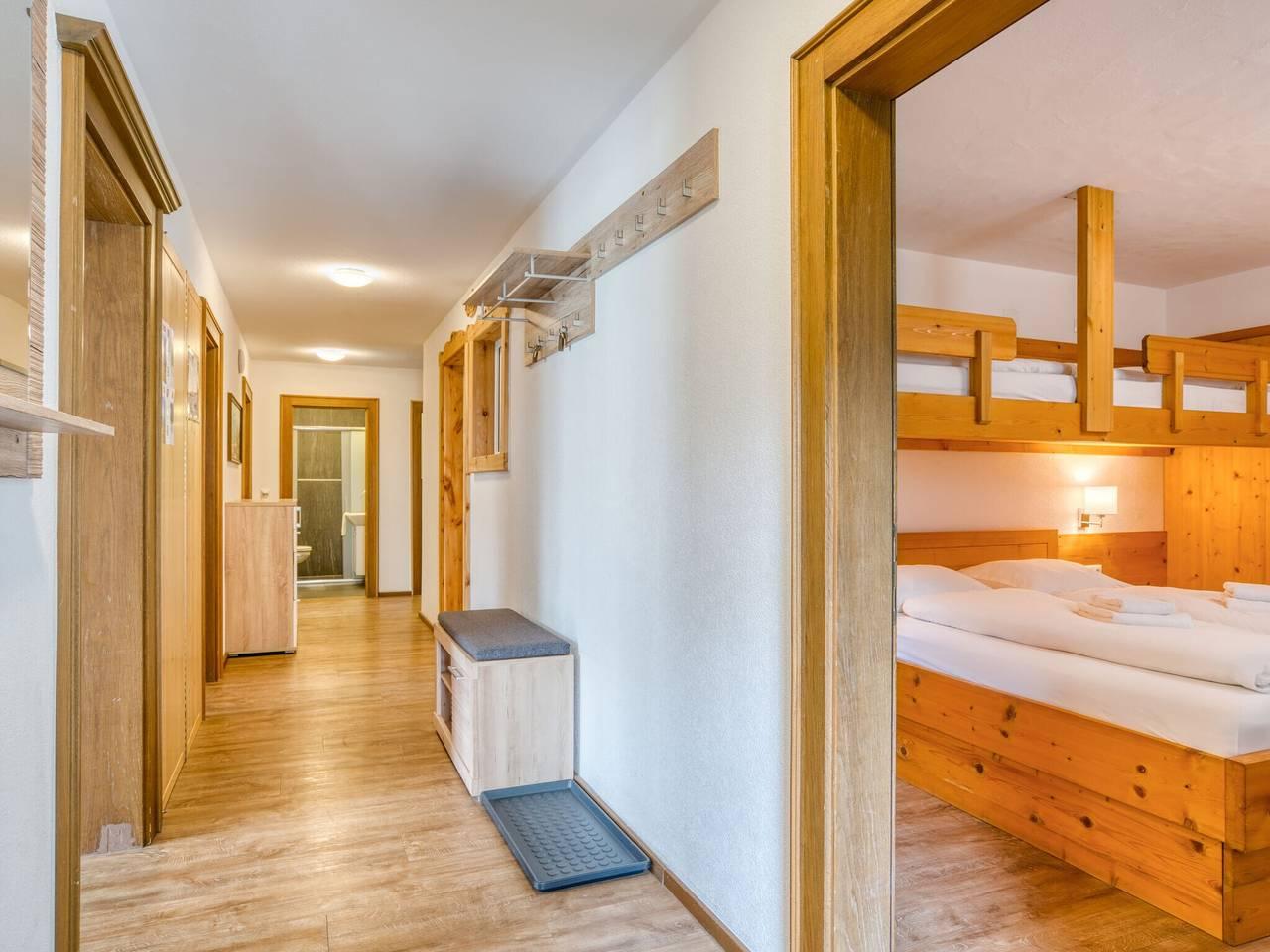 Chalet in Neukirchen met Bergzicht in Neukirchen am Großvenediger, Pinzgau, Oostenrijk voor 10 personen foto 21