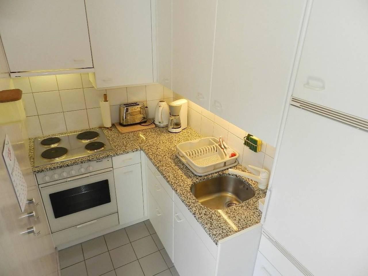 Suzanne Nr. 27 in Saanenmöser, Saanen, Zwitserland voor 2 personen foto 13