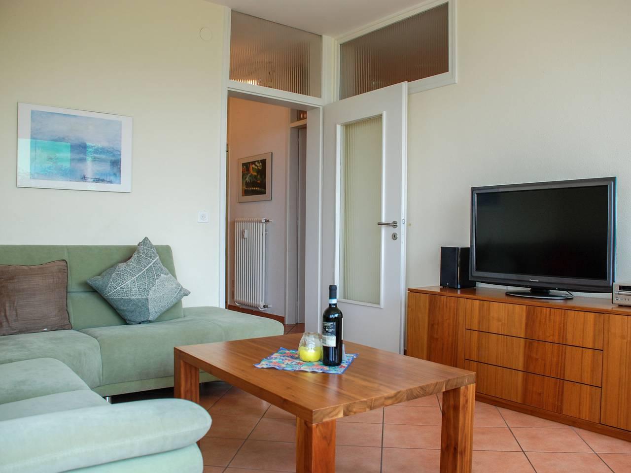 Vakantieappartement met zwembad en 2 slaapkamers en terras in Lugano, Luganomeer, Zwitserland voor 4 personen foto 15
