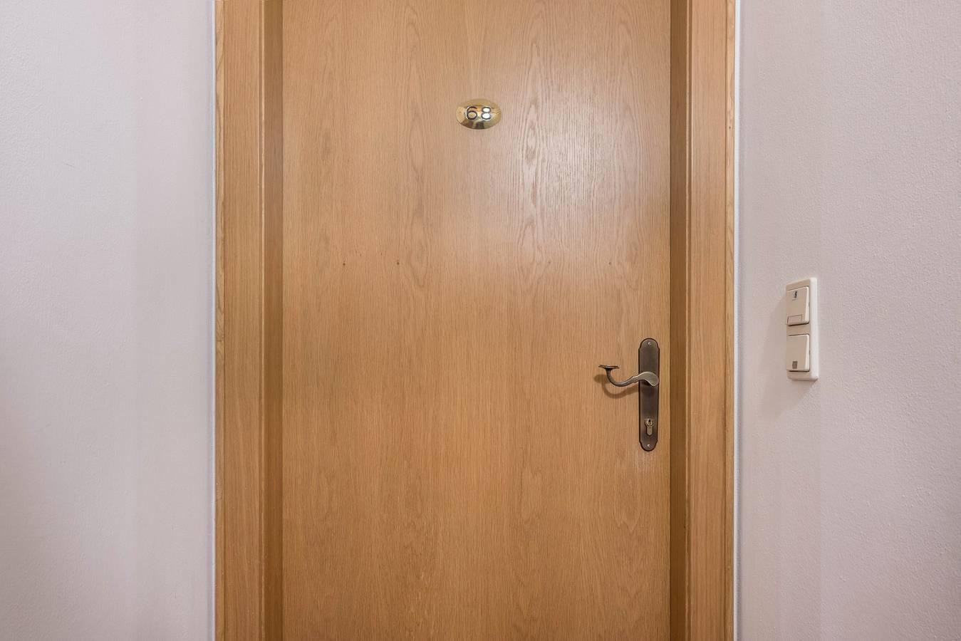 Appartement "Cesa Soramurat 8" met Uitzicht op de Bergen, Balkon in Canazei, Dolomiti Superski, Italië voor 4 personen foto 20