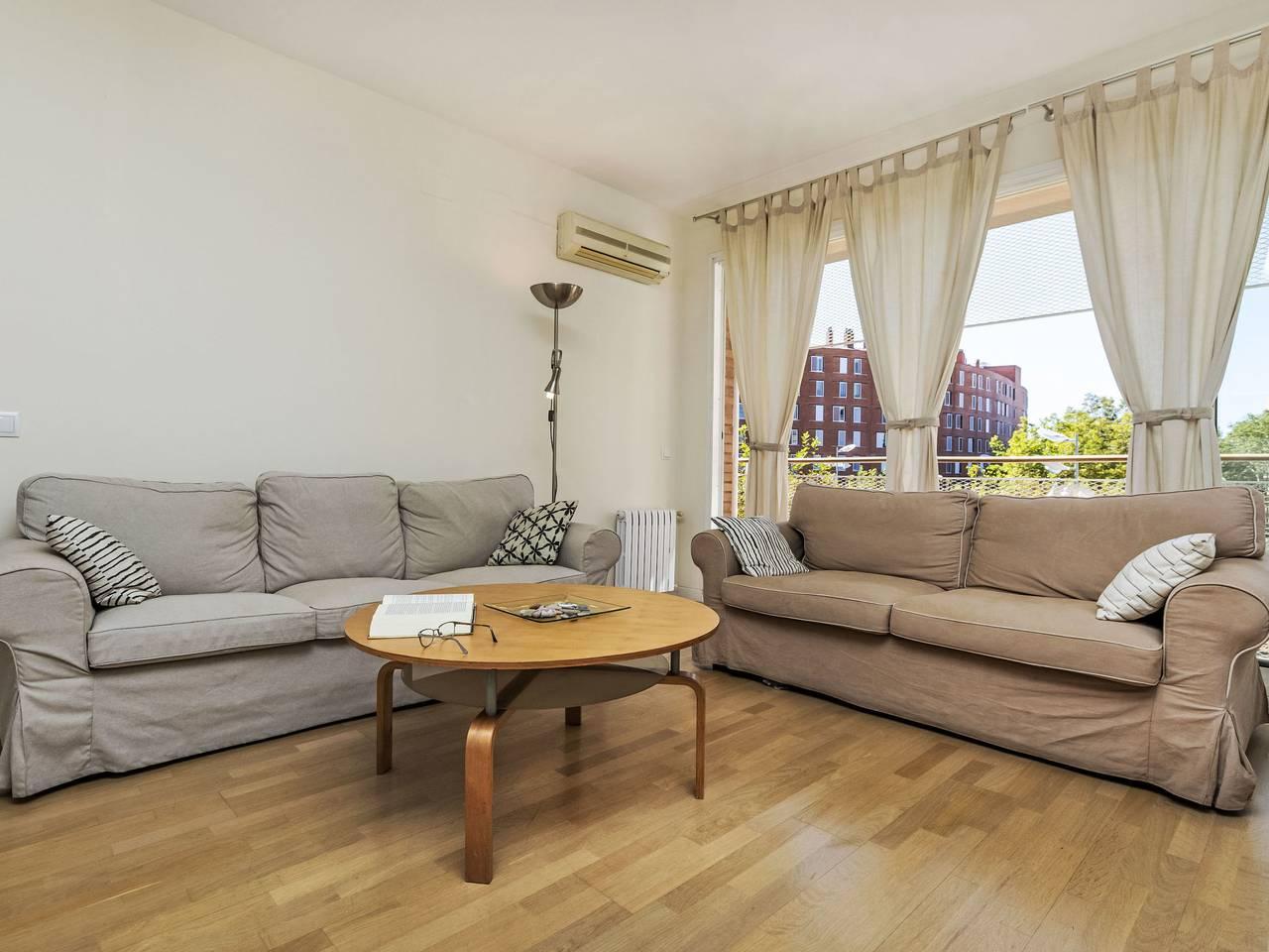 Vila Olimpica Sant Marti in Barcelona Centre, Barcelona, Spanje voor 4 personen foto 7