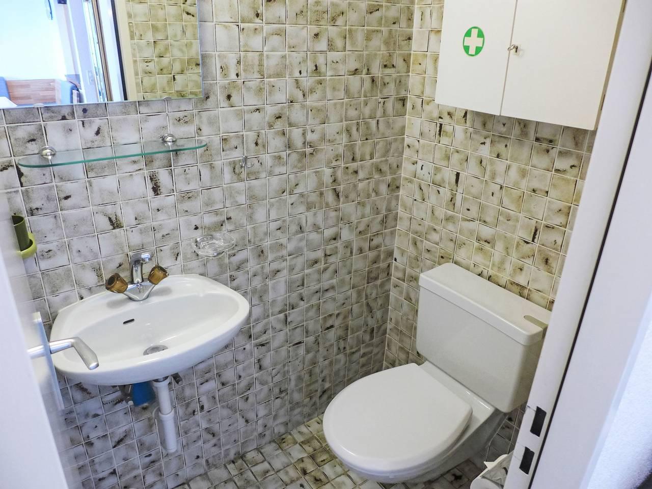 Vakantieappartement met sauna en binnenzwembad en 1 slaapkamer en balkon in Crans-Montana, Zwitserland voor 2 personen foto 21