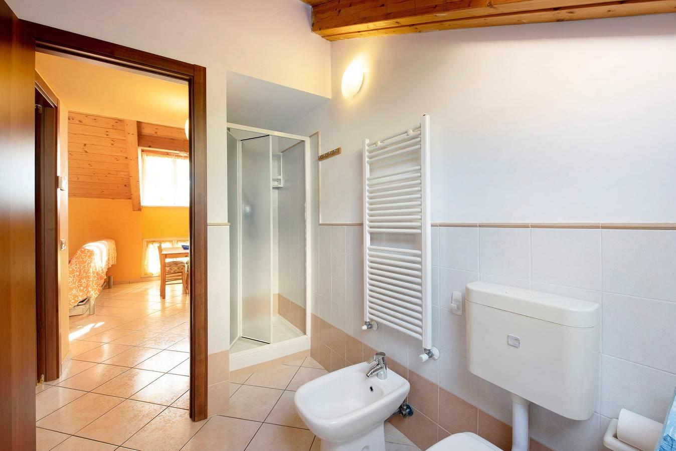 Vakantieappartement met zeezicht en hond toegestaan in Varazze (City), Varazze, Italië voor 6 personen foto 19