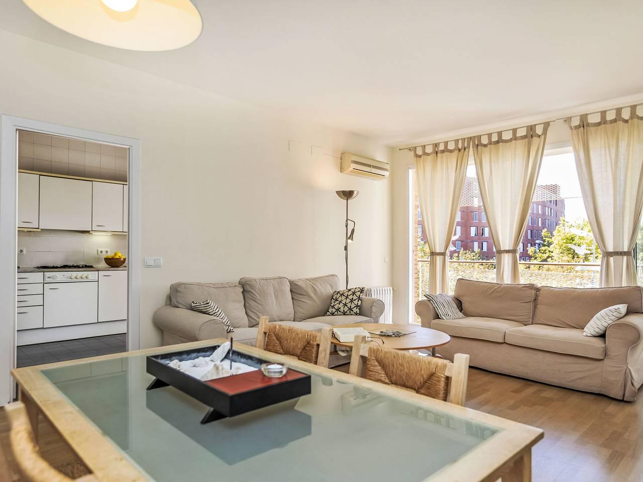 Vila Olimpica Sant Marti in Barcelona Centre, Barcelona, Spanje voor 4 personen foto 8