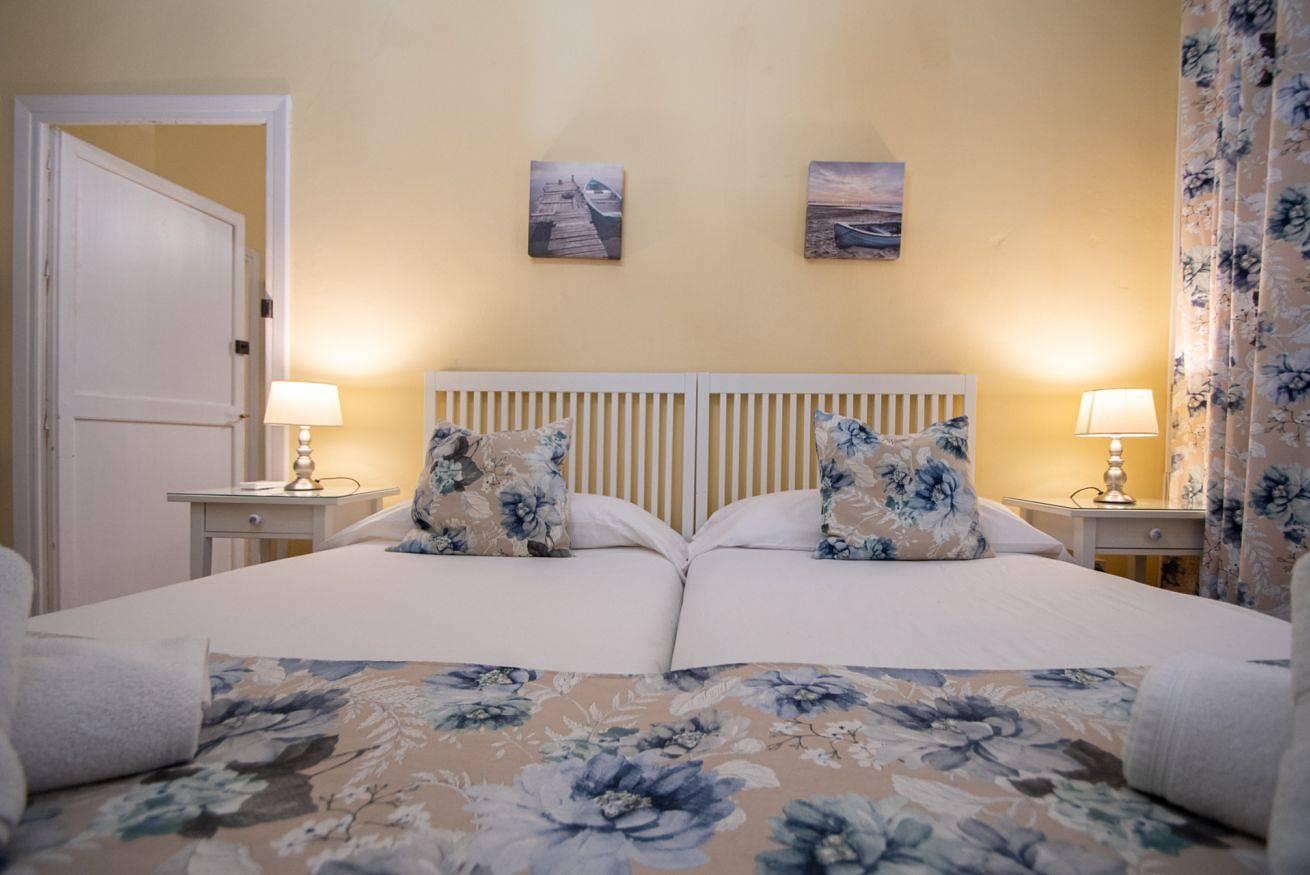 Vakantieappartement met balkon/terras en 2 slaapkamers en airconditioning in Cádiz, Spanje voor 6 personen foto 19