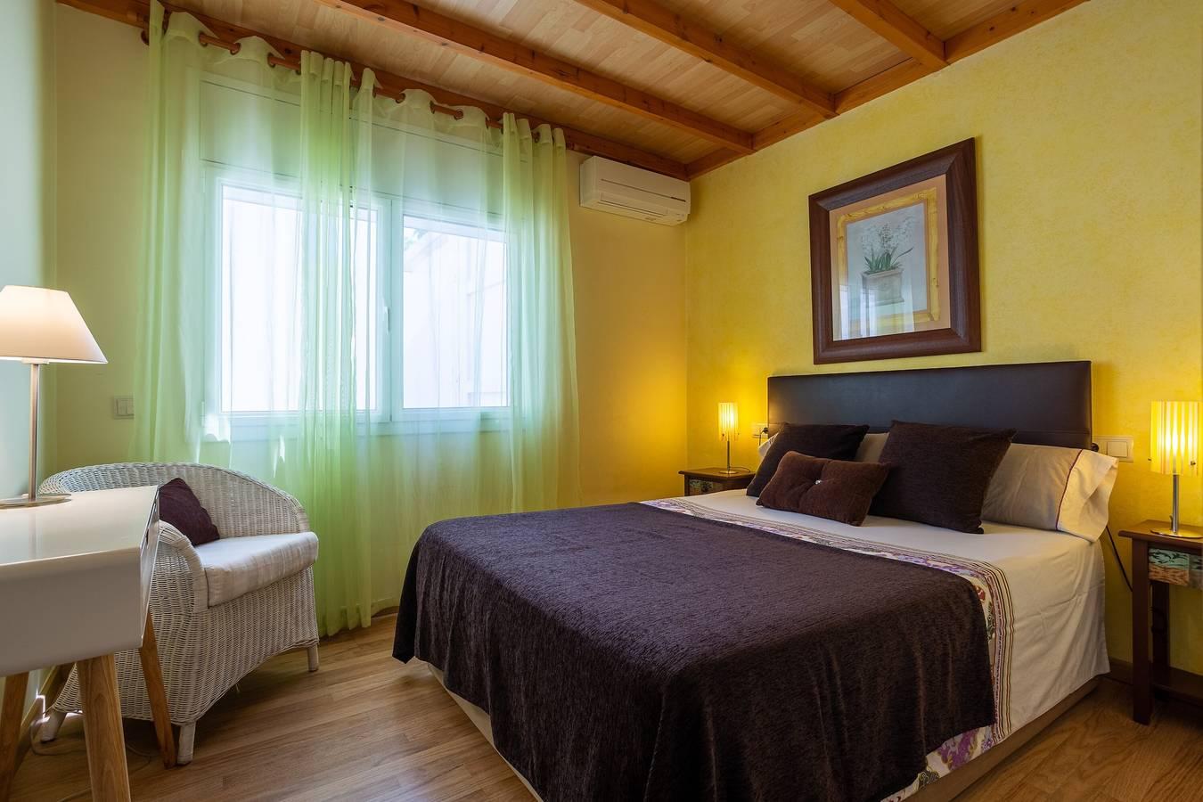 Vakantiehuis "Can di Luca" met zeezicht, zwembad & wifi in Malgrat de Mar, Costa del Maresme, Spanje voor 8 personen foto 24