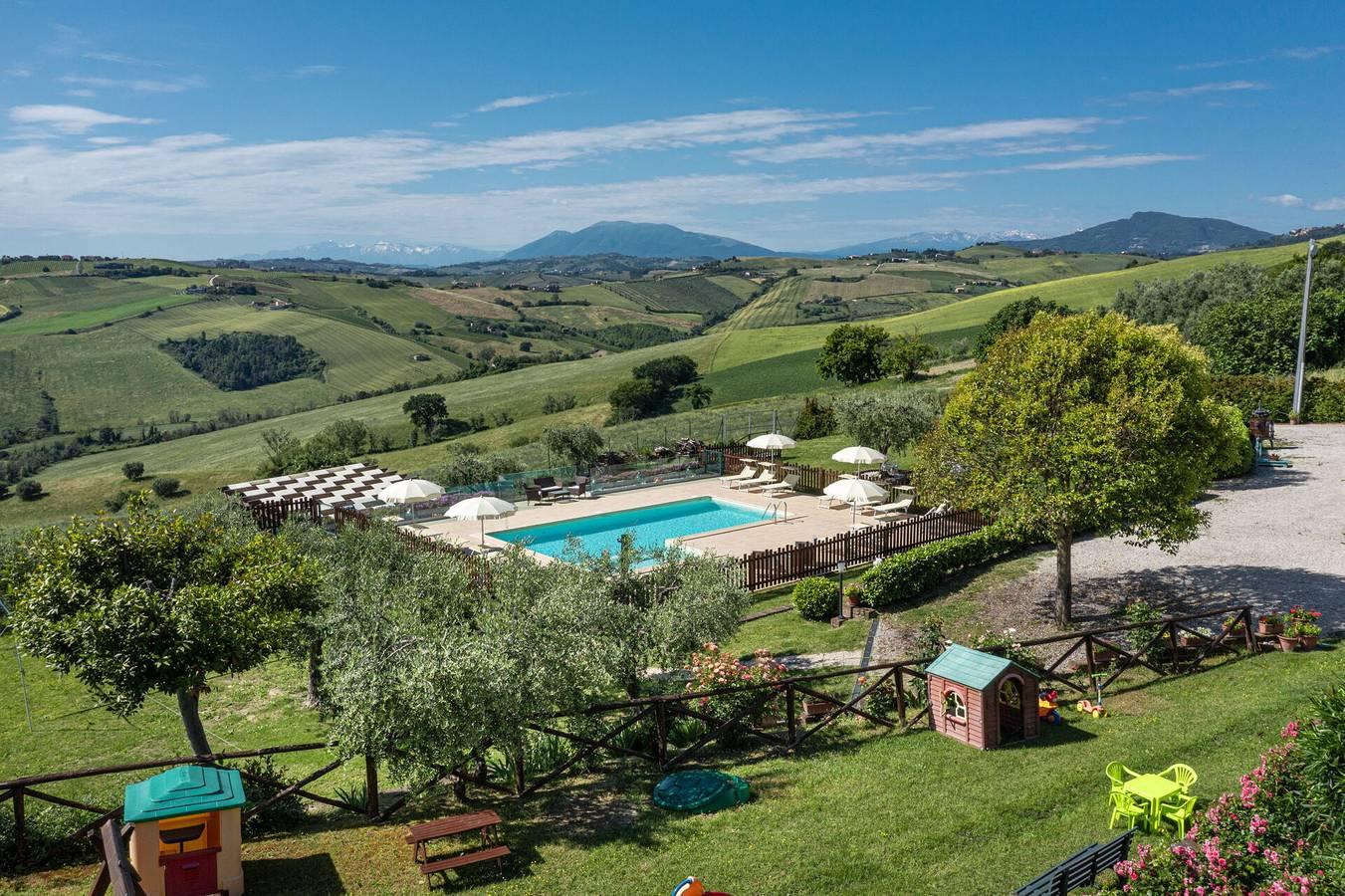 Vakantiehuis in Carassai, Italië voor 11 personen foto 7