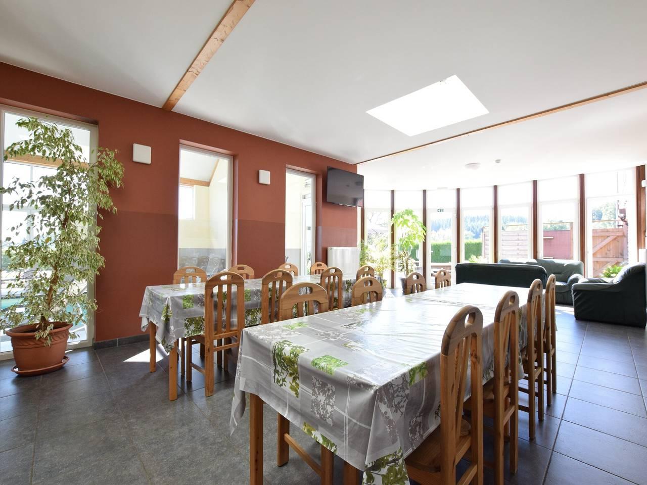 Vakantiehuis in Ardennen met Zwembad & Sauna in Marche-en-Famenne, Provincie Luxemburg, België voor 33 personen foto 20