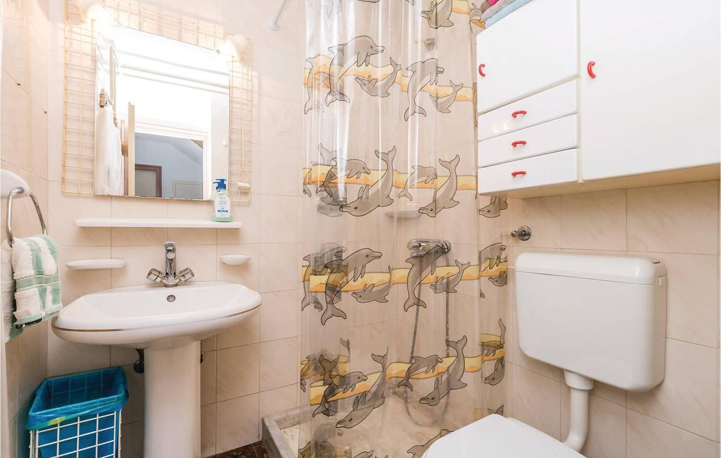 Ruim appartement met terras, garage en wifi – 1,5 km in Plaža Črnikovica, Opatija Riviera, Kroatië voor 7 personen foto 24