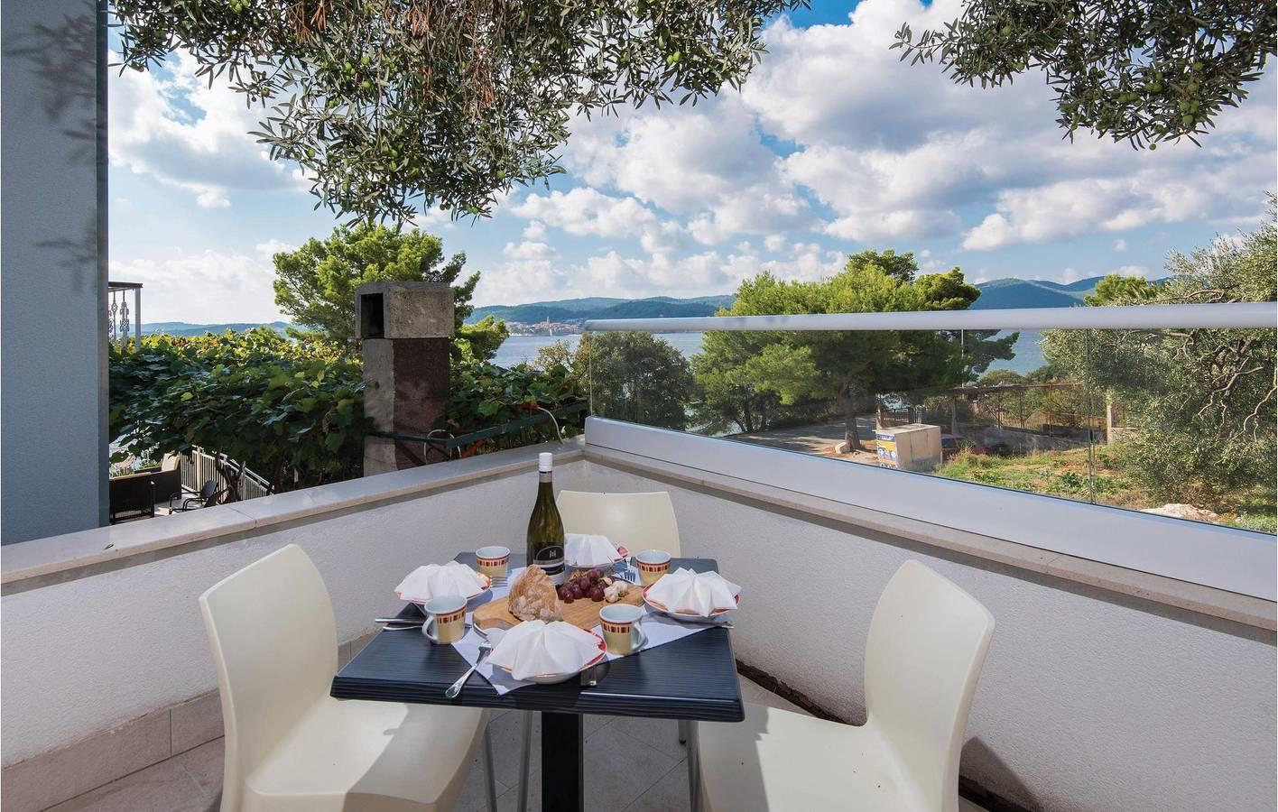 Ruim appartement met 2 slaapkamers, zwembad en terras, op 2 km in Kućište, Dubrovnik-Neretva, Kroatië voor 20 personen foto 24