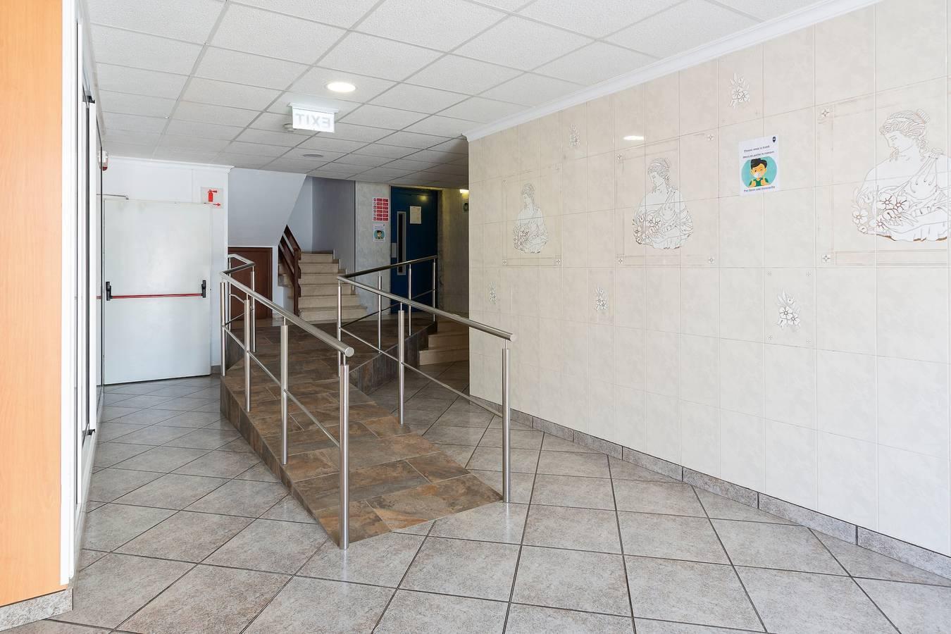 Vakantieappartement vlak bij het strand met zwembad, wifi, tuin in Els Pins Blanes, Blanes, Spanje voor 4 personen foto 22