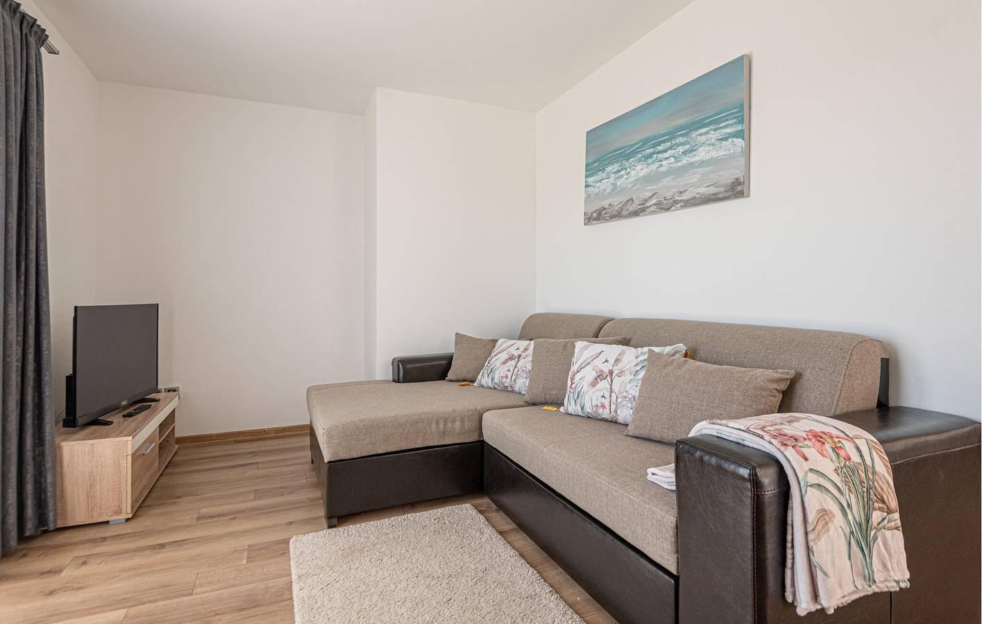 Charmant appartement van 200 m² nabij de rivier de Krka, met zwembad in Raslina, Šibenik-Knin, Kroatië voor 9 personen foto 24